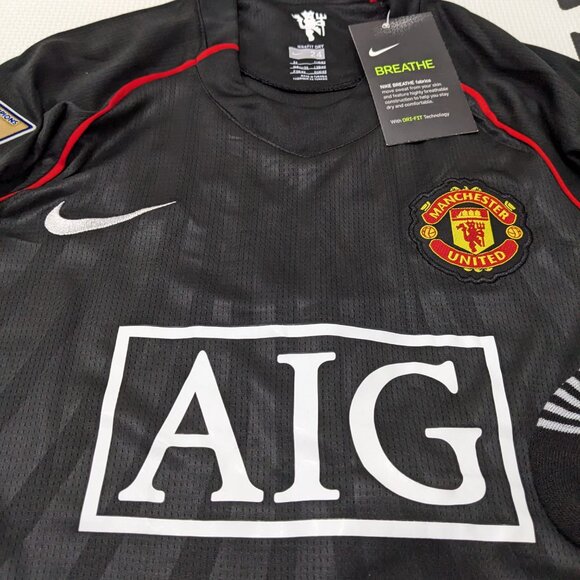 Ronaldo #7 2007/08 Manchester United Away Retro Youth Kit - Picture 3 of 13